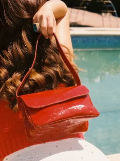 Babe red