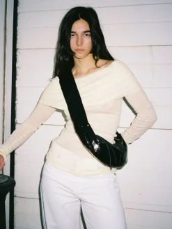 Banana bag XS crushed patent black