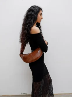 Banana bag XS glossy brown