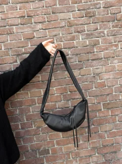 Banana bag XS grained black