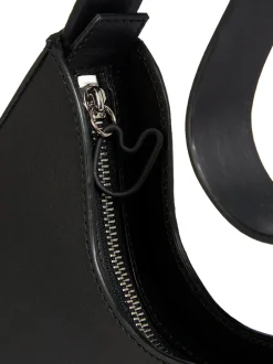 Bergie black