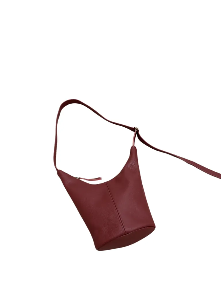 Bucket bag