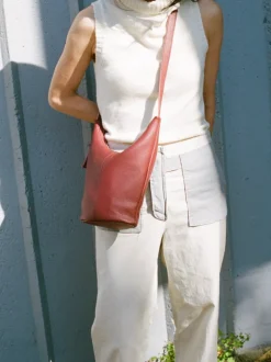 Bucket bag