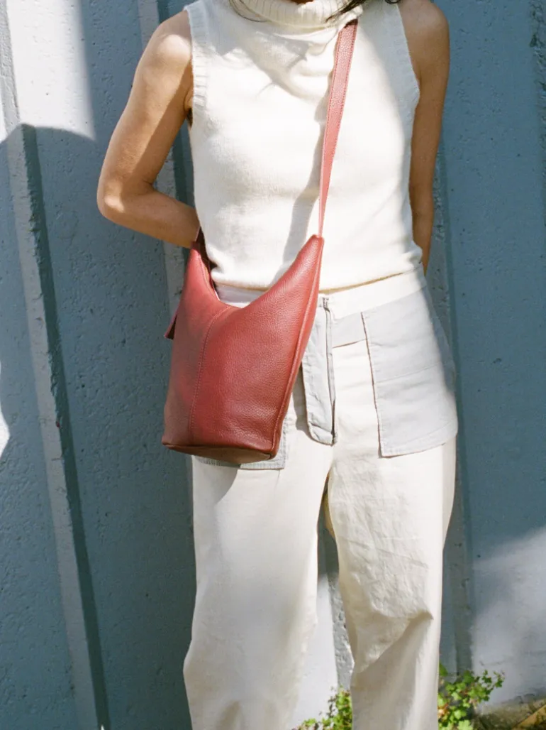 Bucket bag