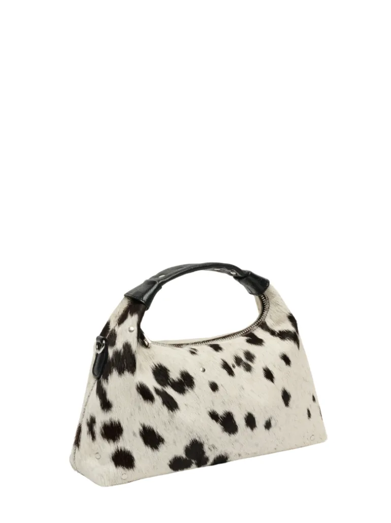 Dandy black dots