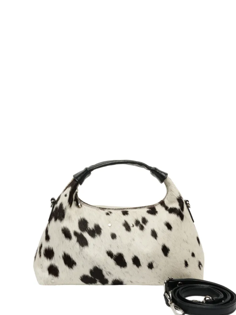 Dandy black dots