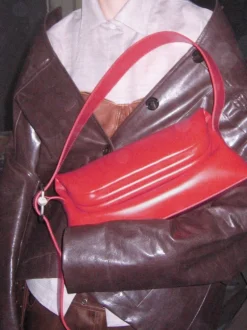 Folder Brot red