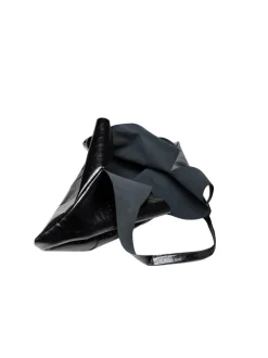LA EP black patent crush leather
