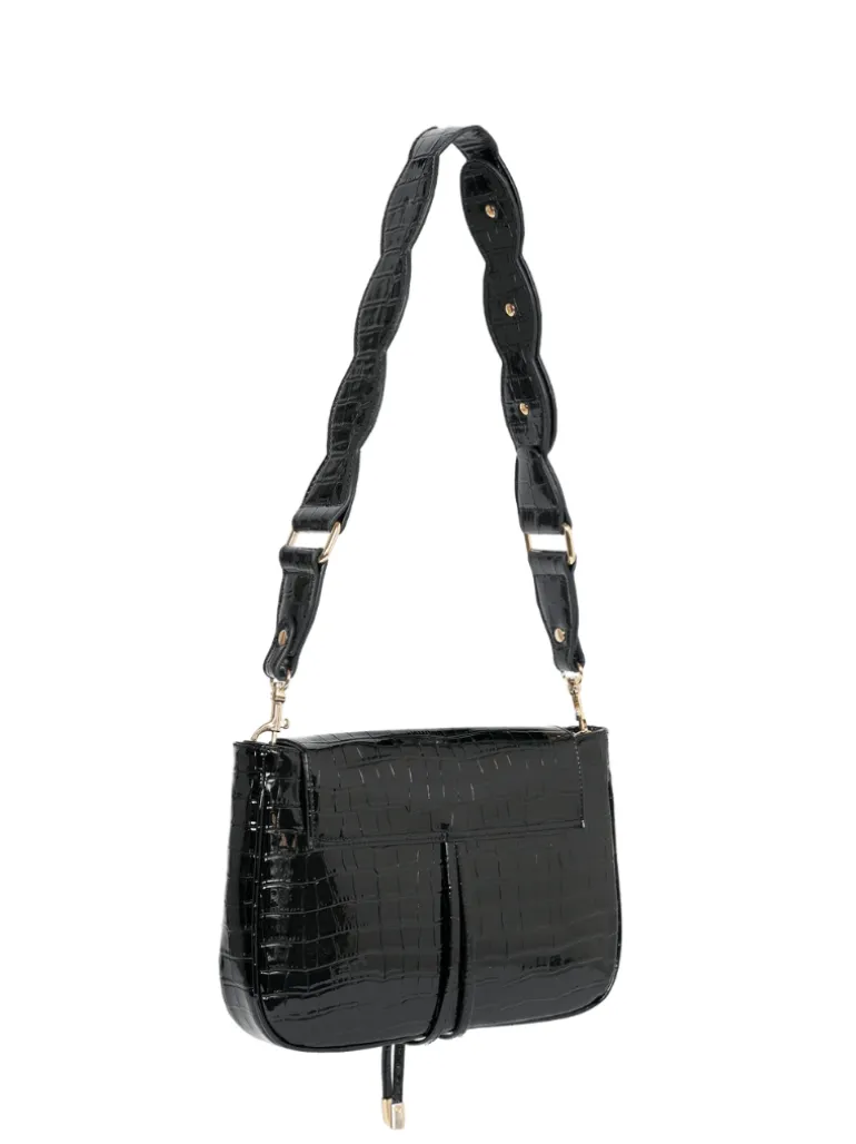 Loa black
