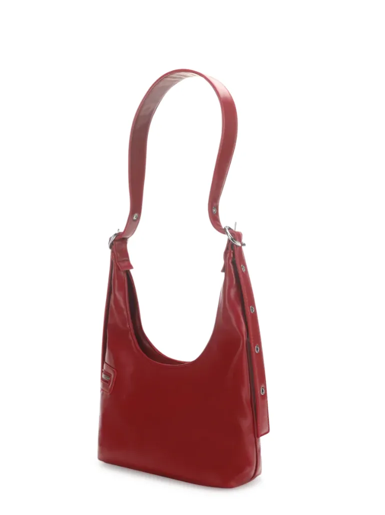 Lotta shoulder red