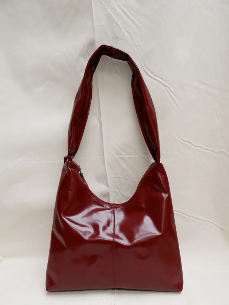 M Crossbody Bag glossy maroon