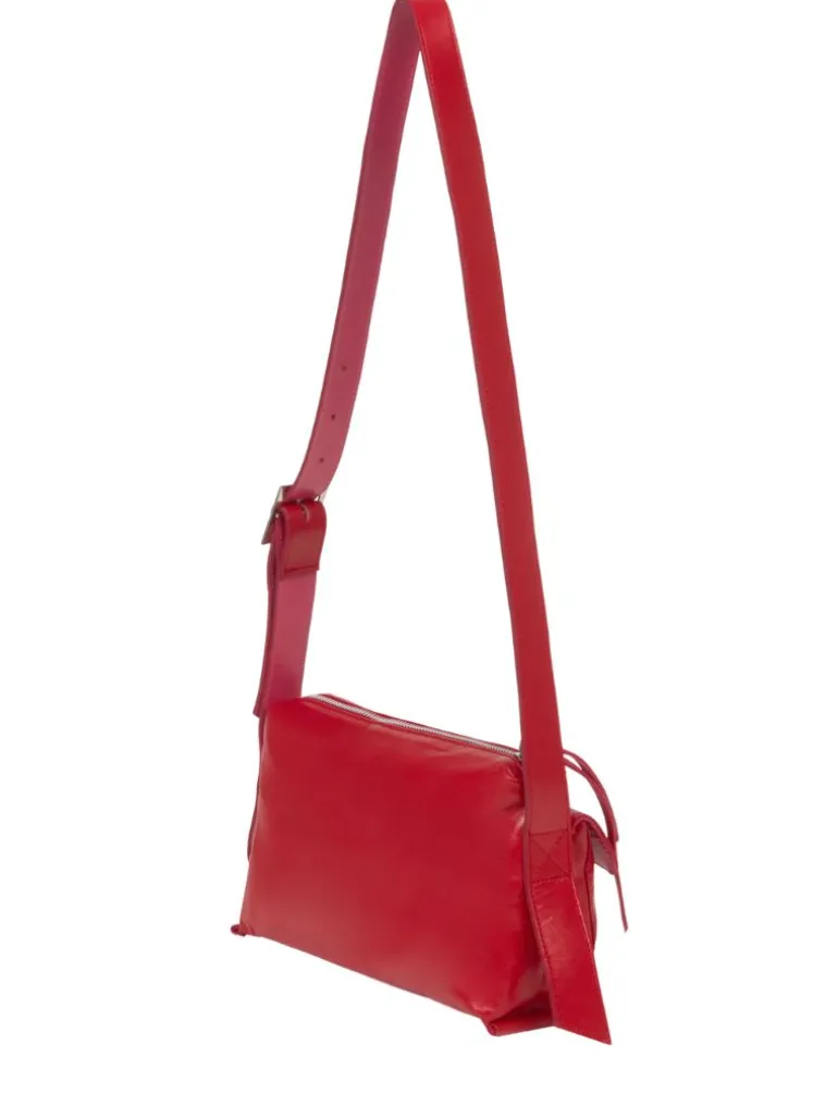 Macarena red