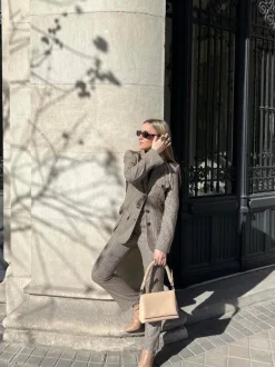 Olivia beige