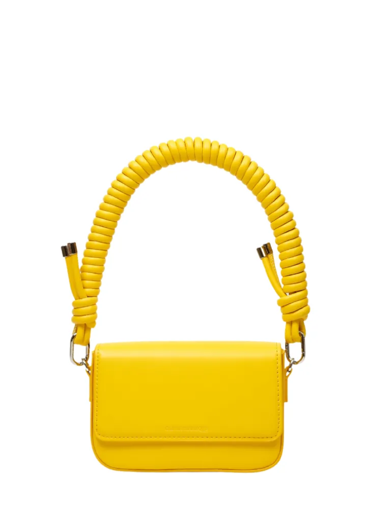 Pantone amarillo