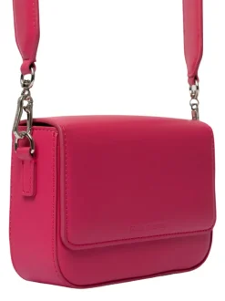 Pantone fucsia