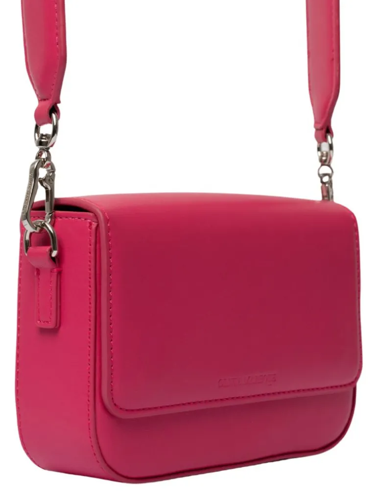 Pantone fucsia