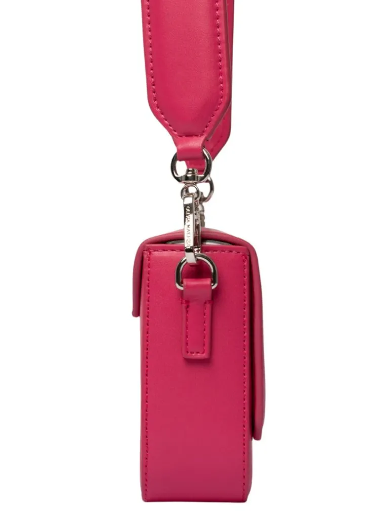 Pantone fucsia