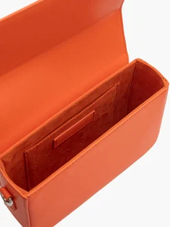 Pantone naranja