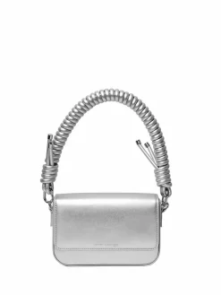 Pantone plata