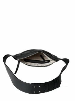Rift money belt abyss