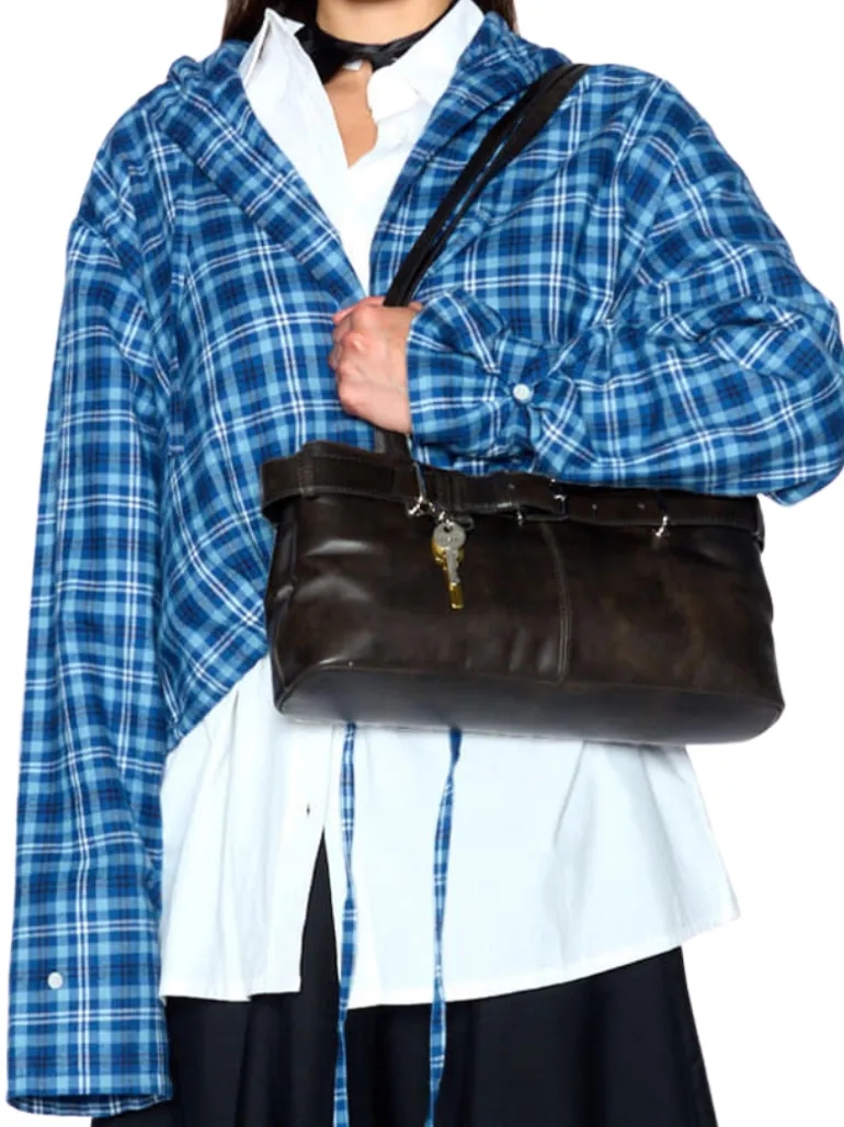 Shoulder Brocle stain brown