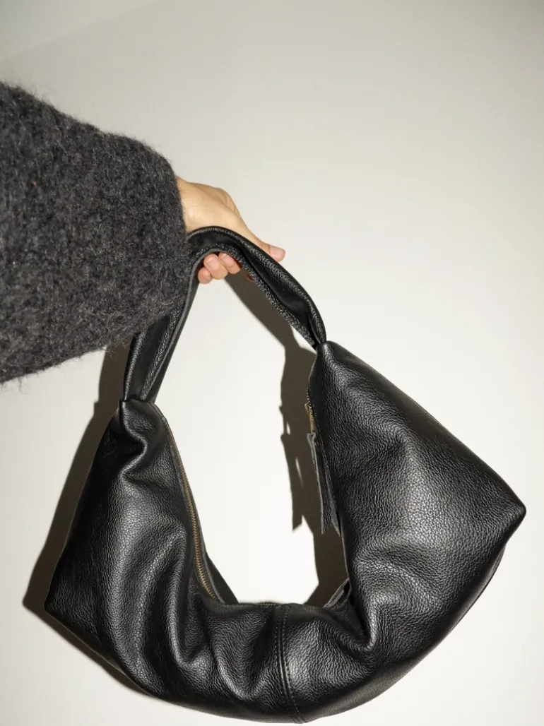 Slouchy Shoulder Bag black