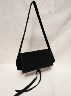 Triangle Messenger Bag black