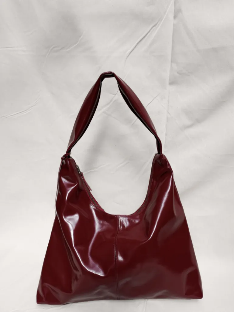 XL Crossbody Bag glossy maroon