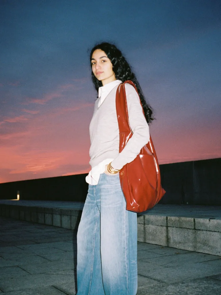 XL Crossbody Bag glossy maroon